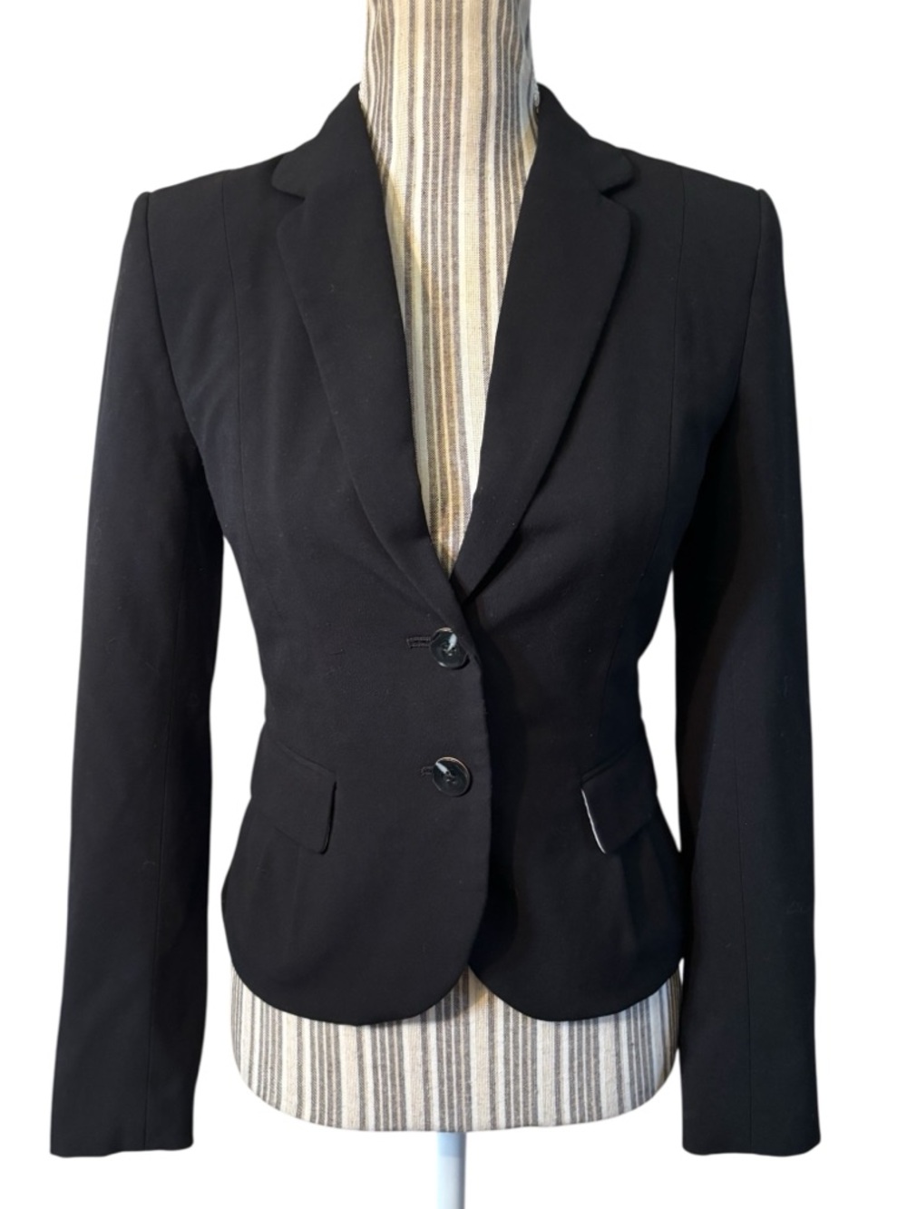 H&M Blazer size 4 Black Tailored Two-Button Long Sleeves Poly Viscose Stretch